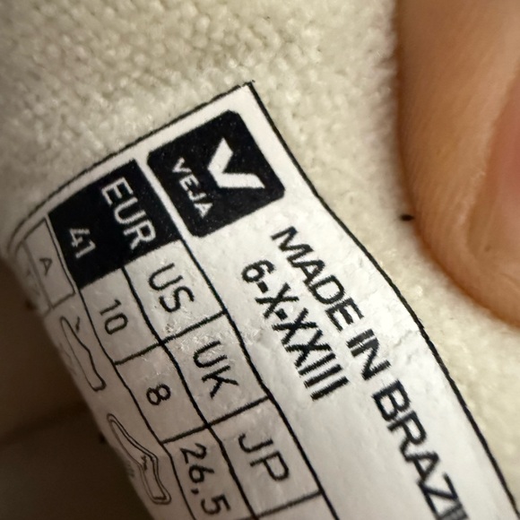 Veja Women's Cream and Tan Sneakers - Picture 5 of 7